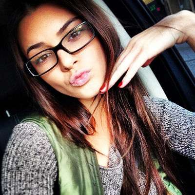 Foto selfie profilo perfetto - Kendall Jenner - Duck Face