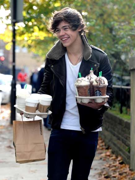 Personaggi famosi Starbucks - Harry Styles