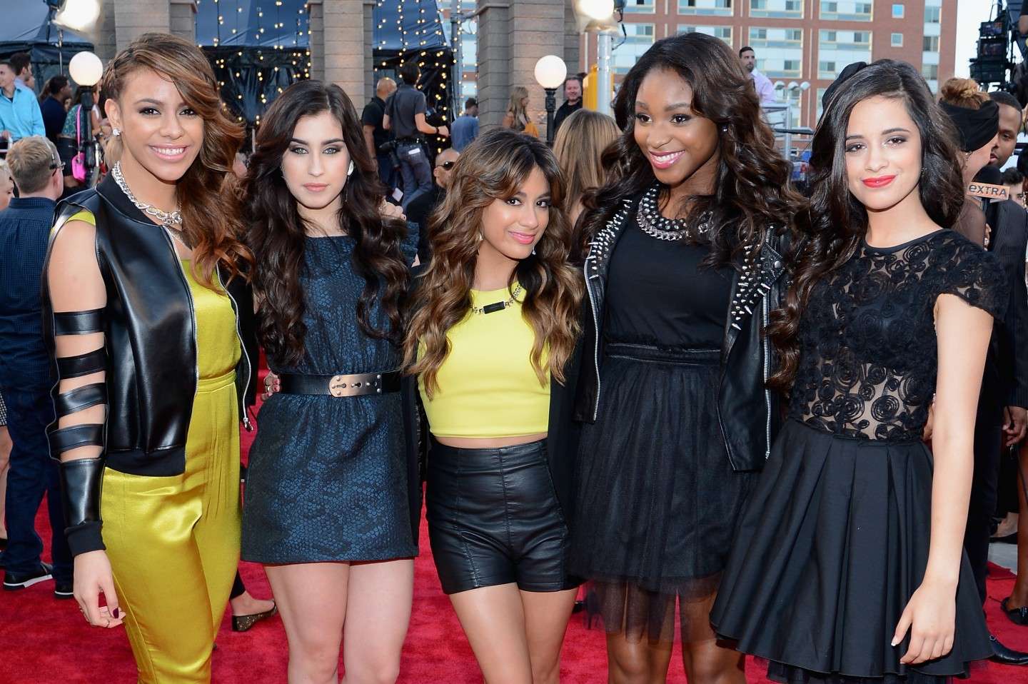 Le Fifth Harmony in total look nero