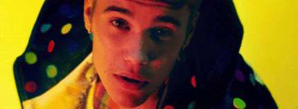 Justin Bieber, le foto più sexy dal video Lolly