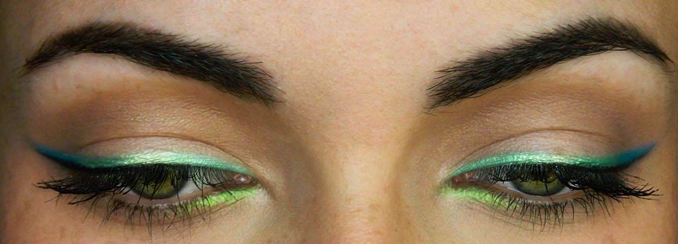 Eyeliner verde