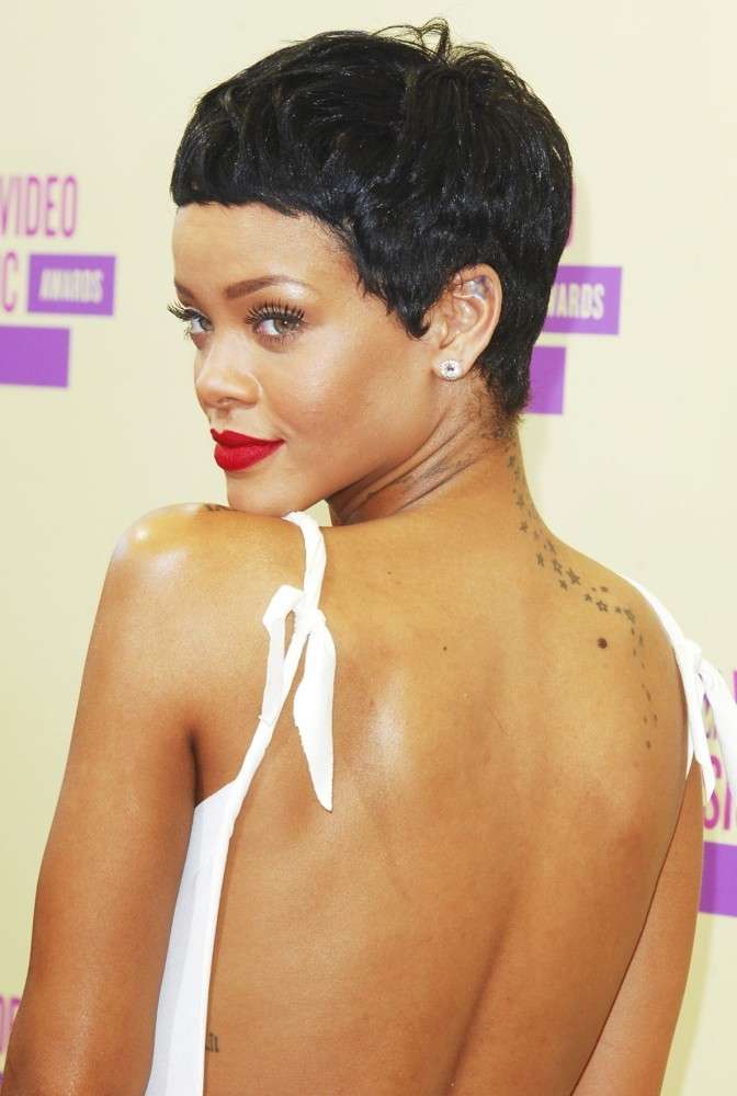 Rihanna MTV VMA 2012