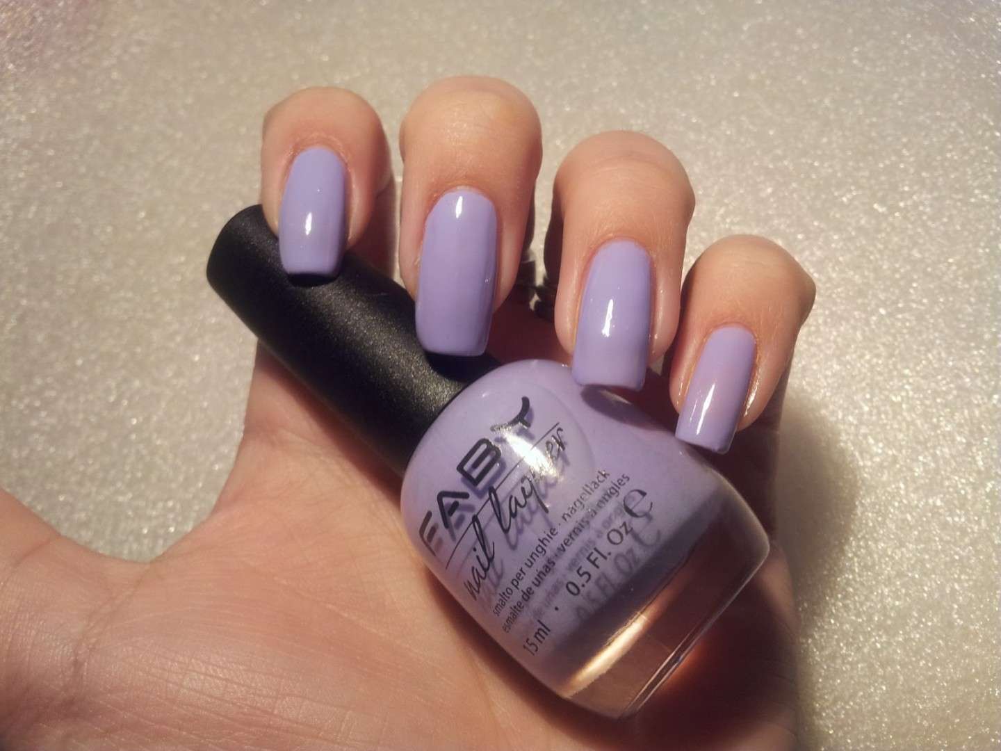Nail art violetto