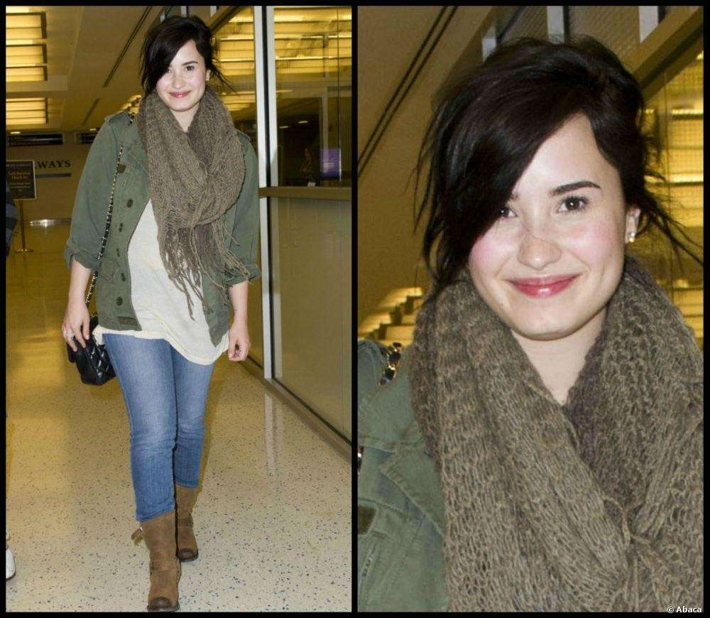 Demi Lovato in aeroporto