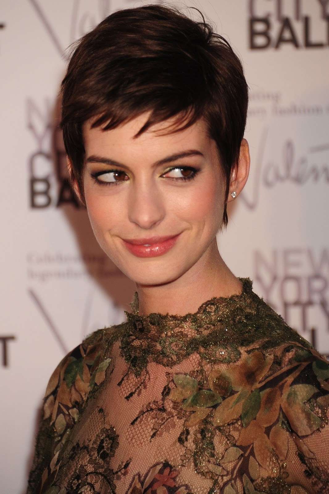 Trucco per occhi grandi: Make up Anne Hathaway