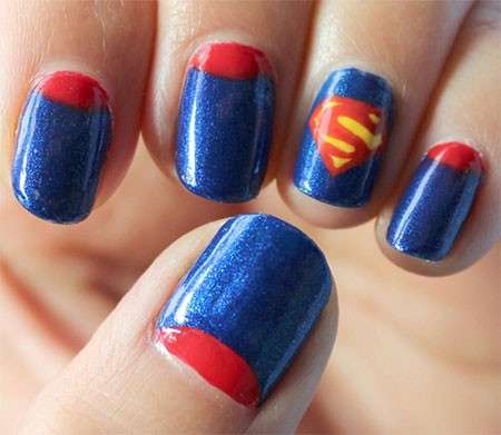 Nail art glitter superman