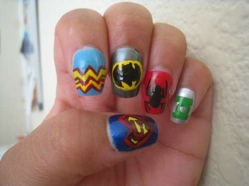 Supereroi nail art