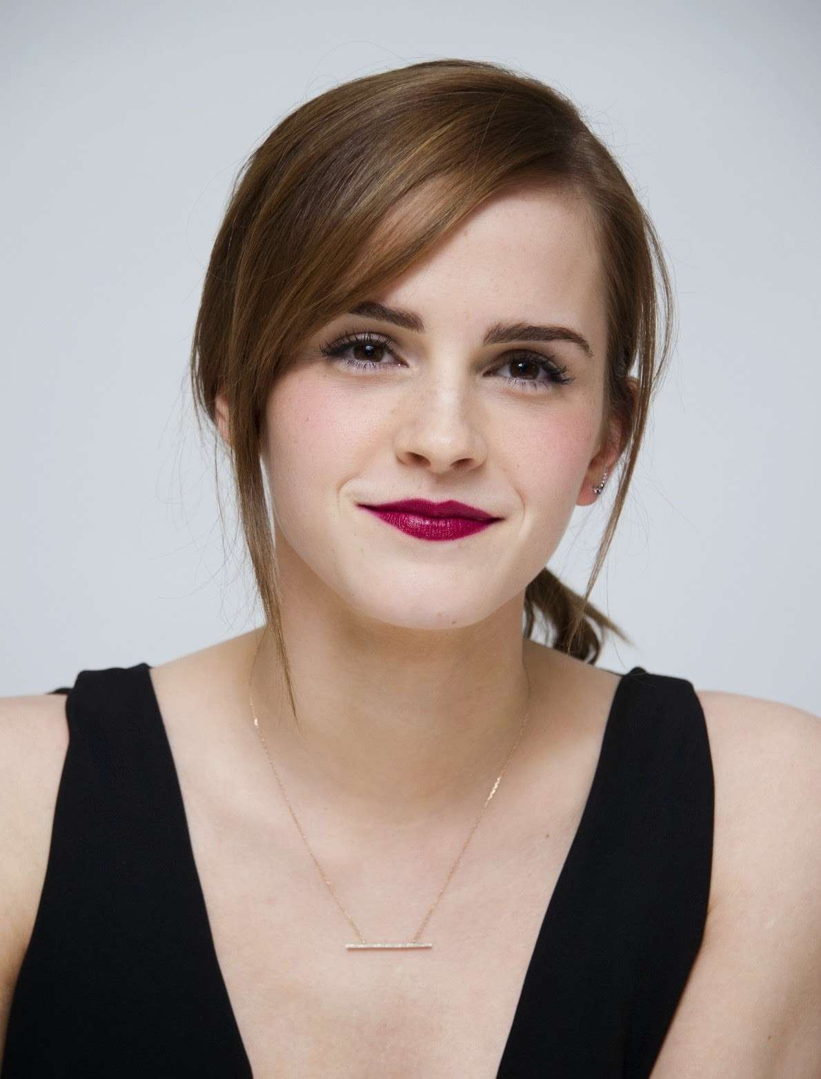 Emma Watson alla conferenza stampa di Noha