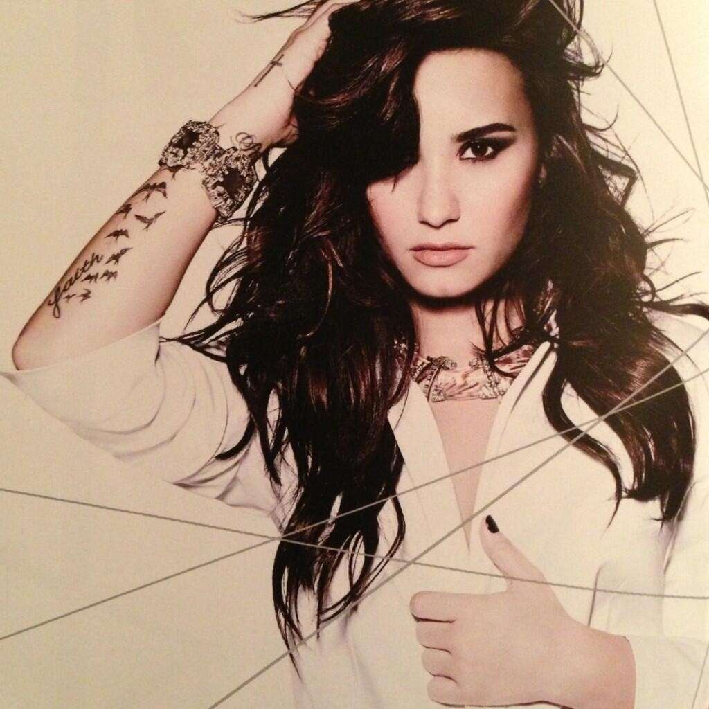 Rondini e faith, i tatuaggi di Demi Lovato