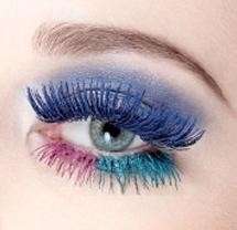 Makeup occhi: blu, verde e rosa