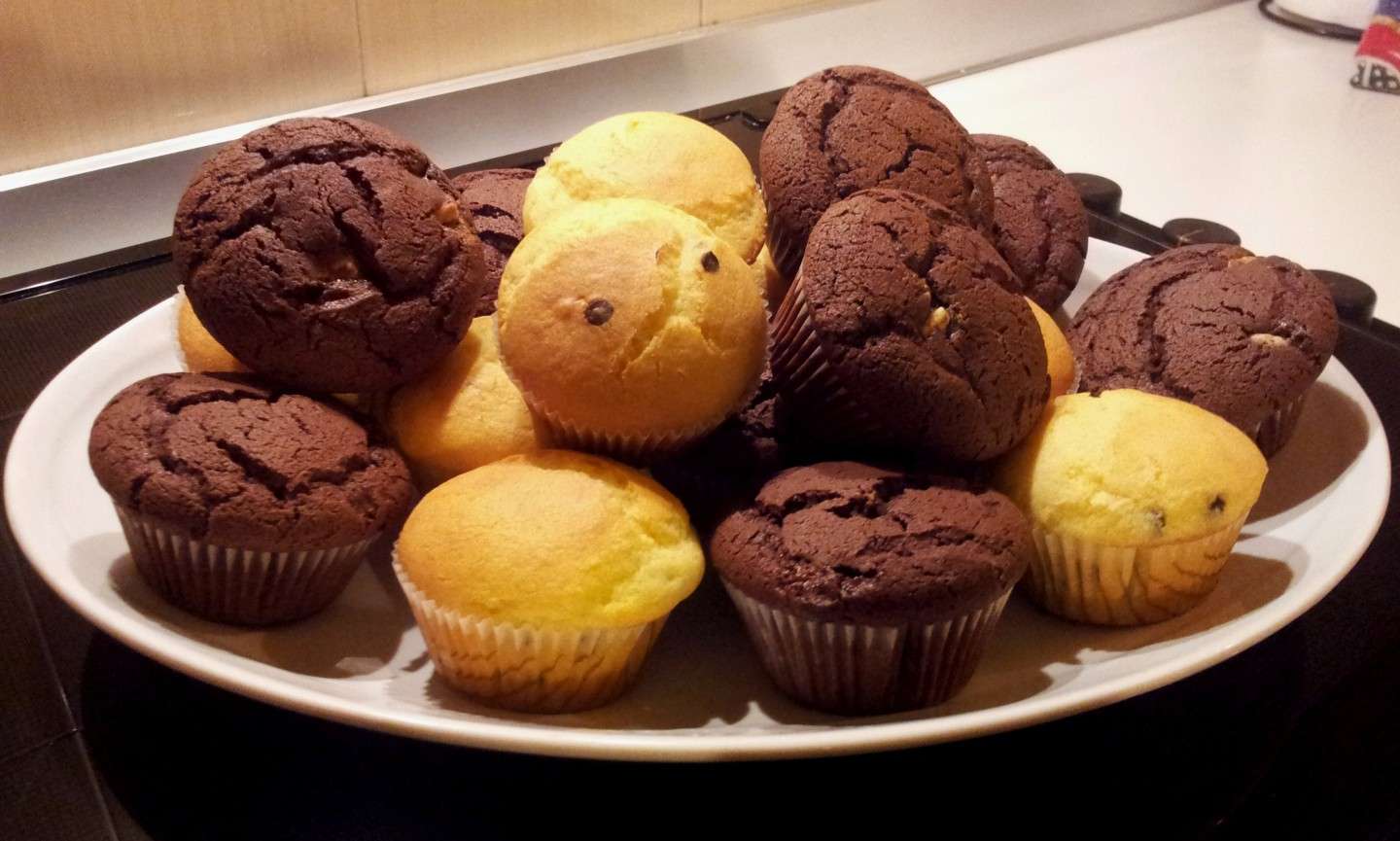 Muffin al cioccolato bianco e nero