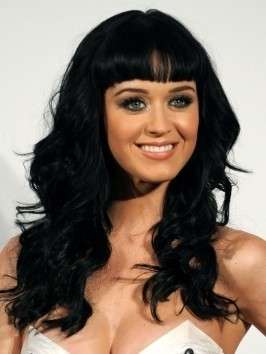 Katy Perry con frangia liscia