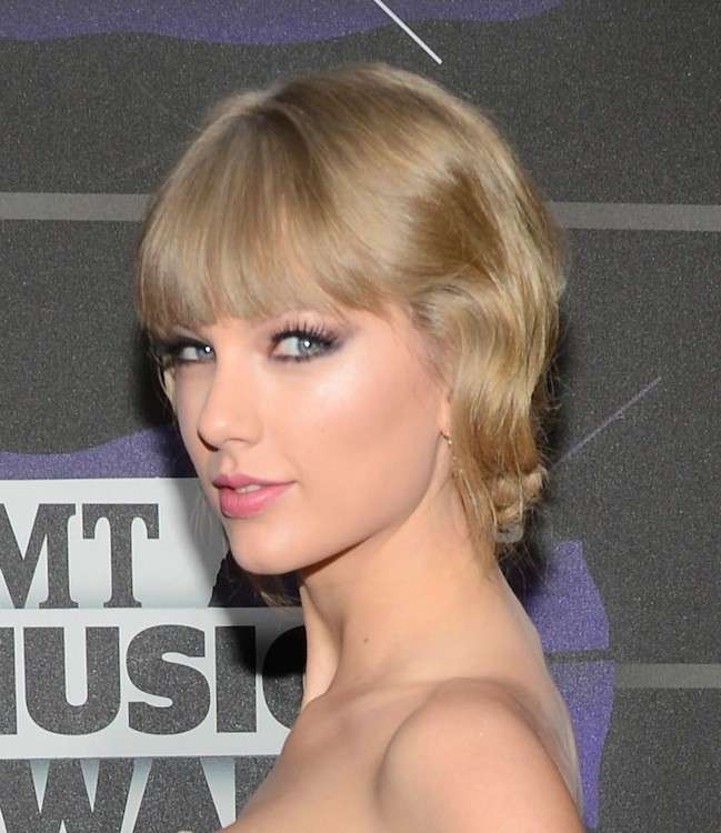Star con falso caschetto: Taylor Swift
