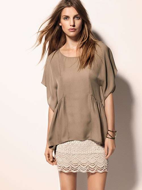 Gonna in pizzo con blusa