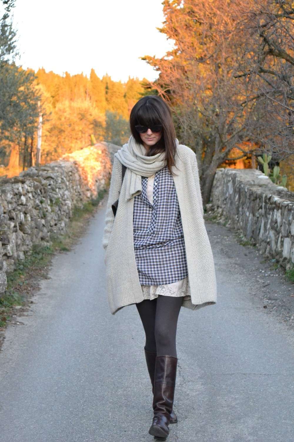 Outfit casual con maxi pull