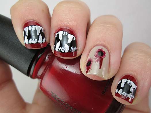 Nail art ispirata a Chica Vampiro