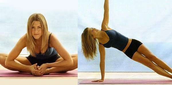Jennifer Aniston durante lo yoga