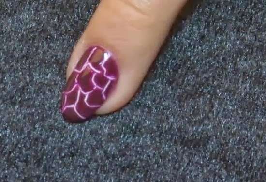 Nail art porpora effetto tartaruga