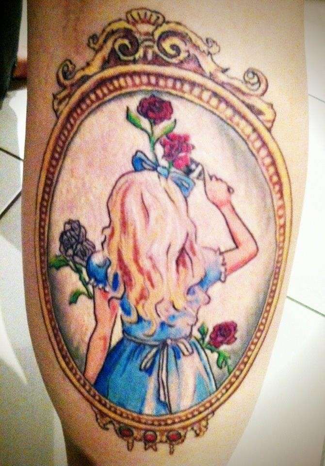 Alice e lo specchio, tra i tatuaggi Disney più belli