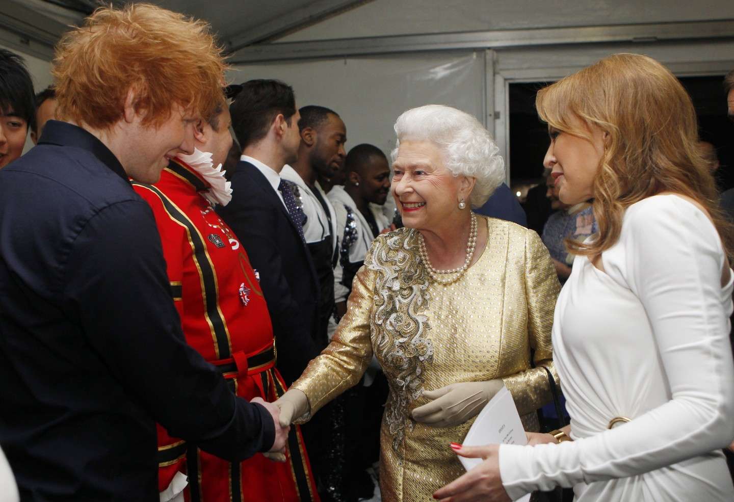 Ed Sheeran incontra la regina