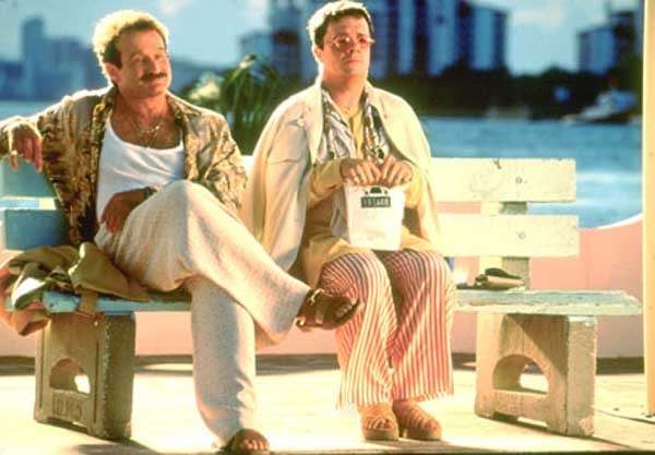Film di Robin Williams: Piume di struzzo