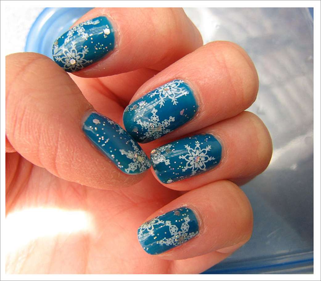 Nail art invernale molto bella