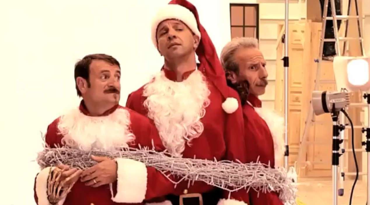 Aldo, Giovanni e Giacomo vestiti da Babbo Natale