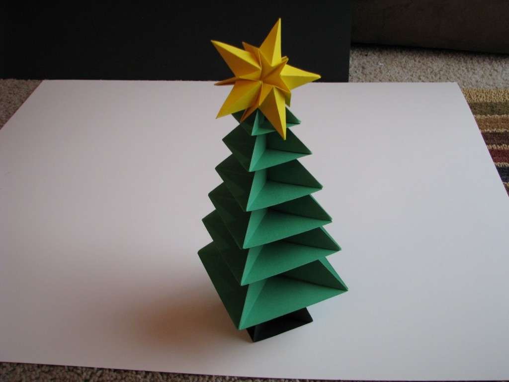 Albero di origami geometrico