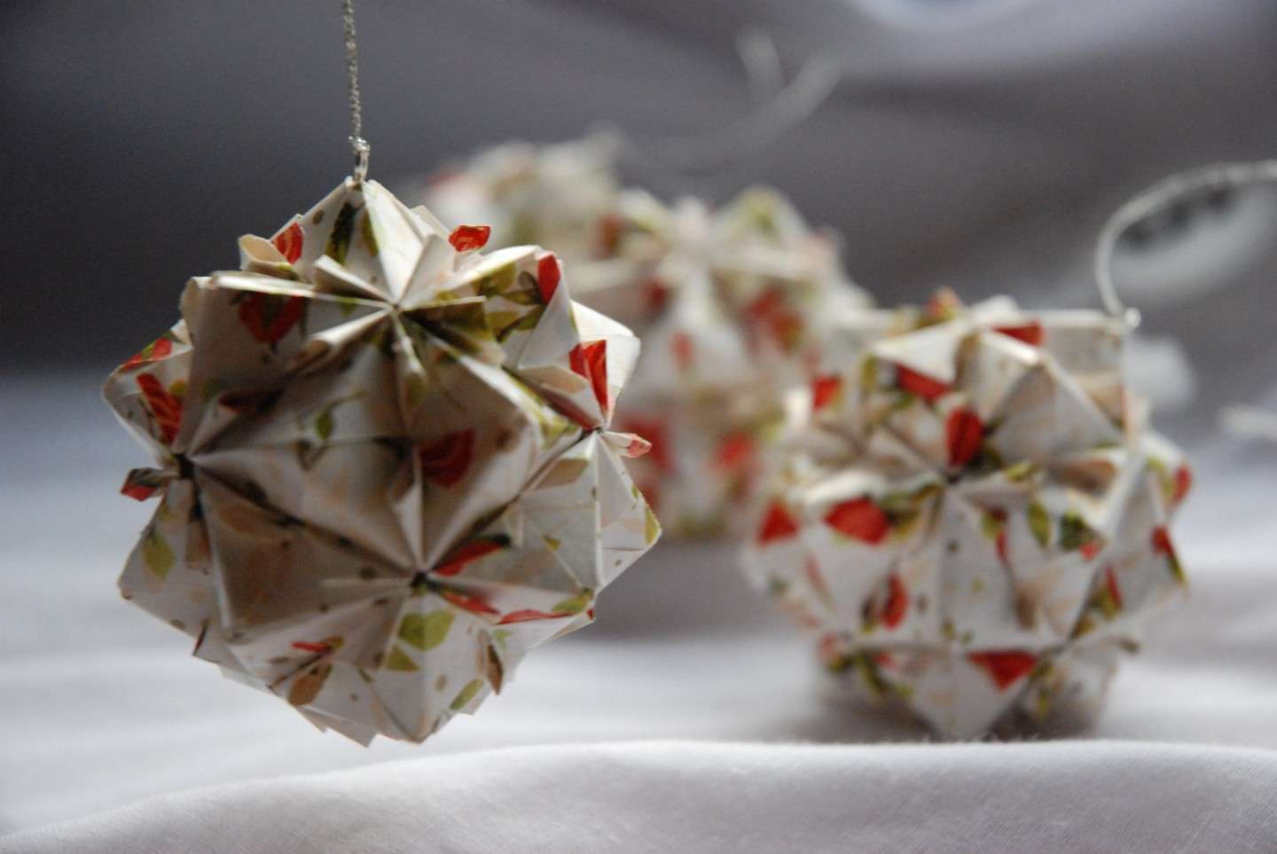 Palline di Natale con origami