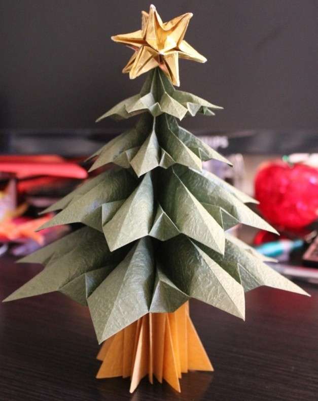Albero di Natale origami con carta opaca