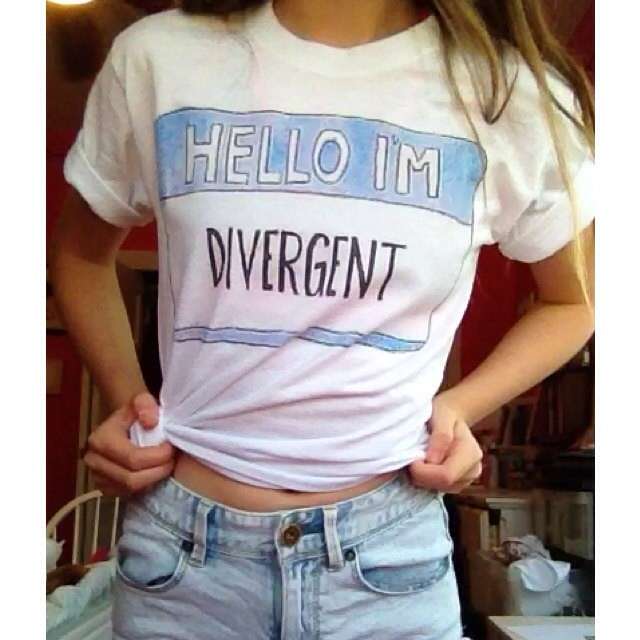 La t-shirt di Divergent da regalare a Natale