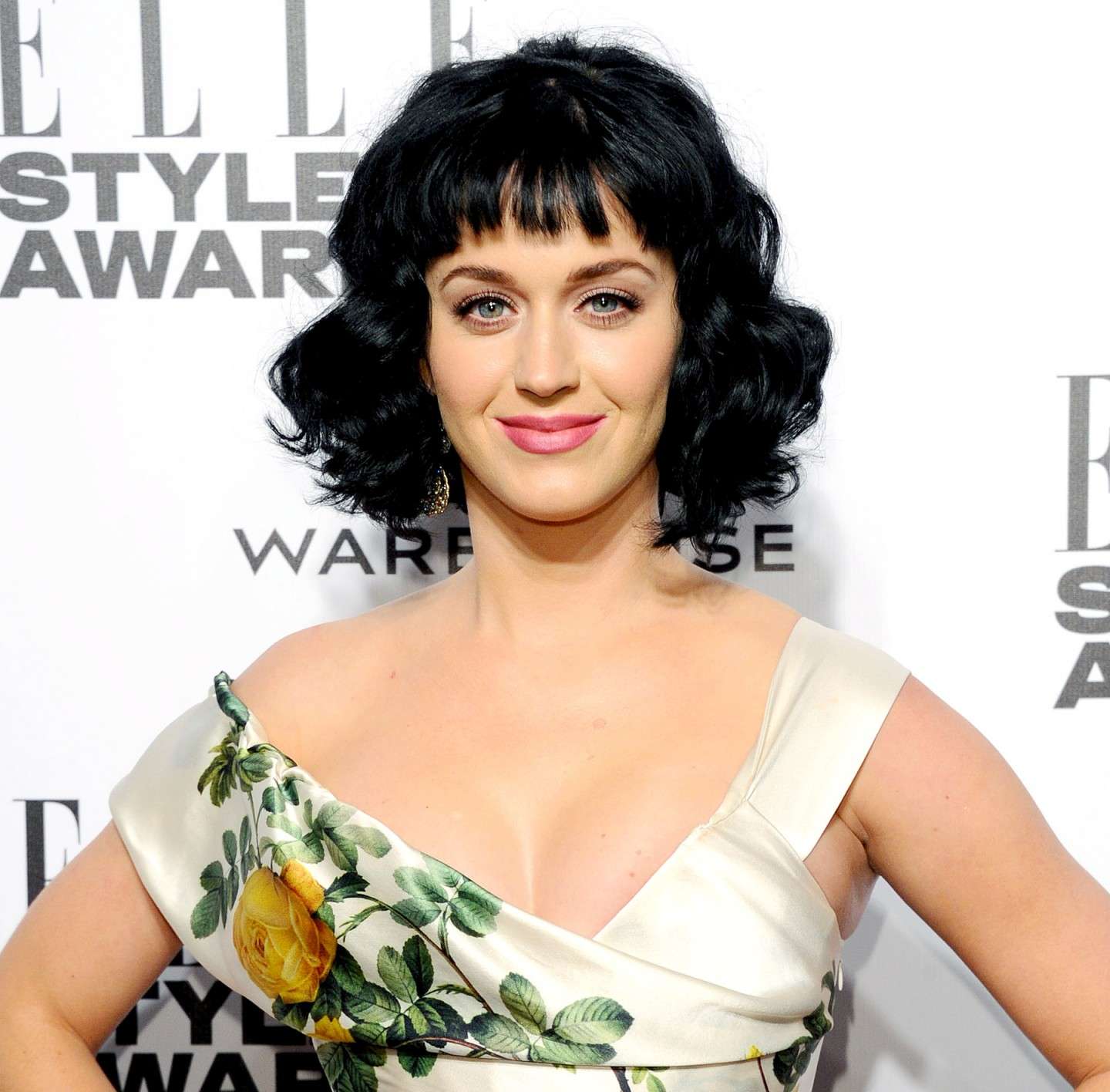 Katy Perry con caschetto e frangia corta
