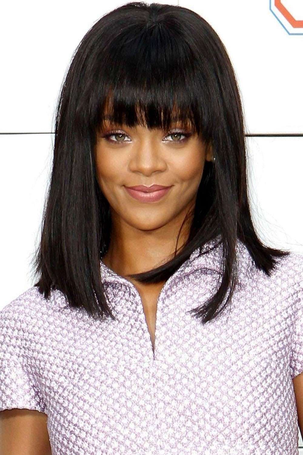 Frangia da vip: Rihanna nel 2012