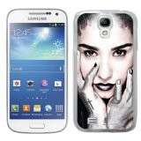 Bellissima cover per smartphone con Demi Lovato