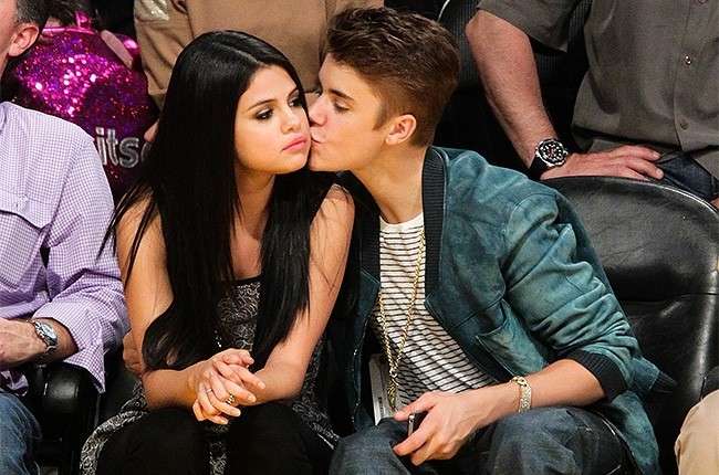 Justin bacia Selena