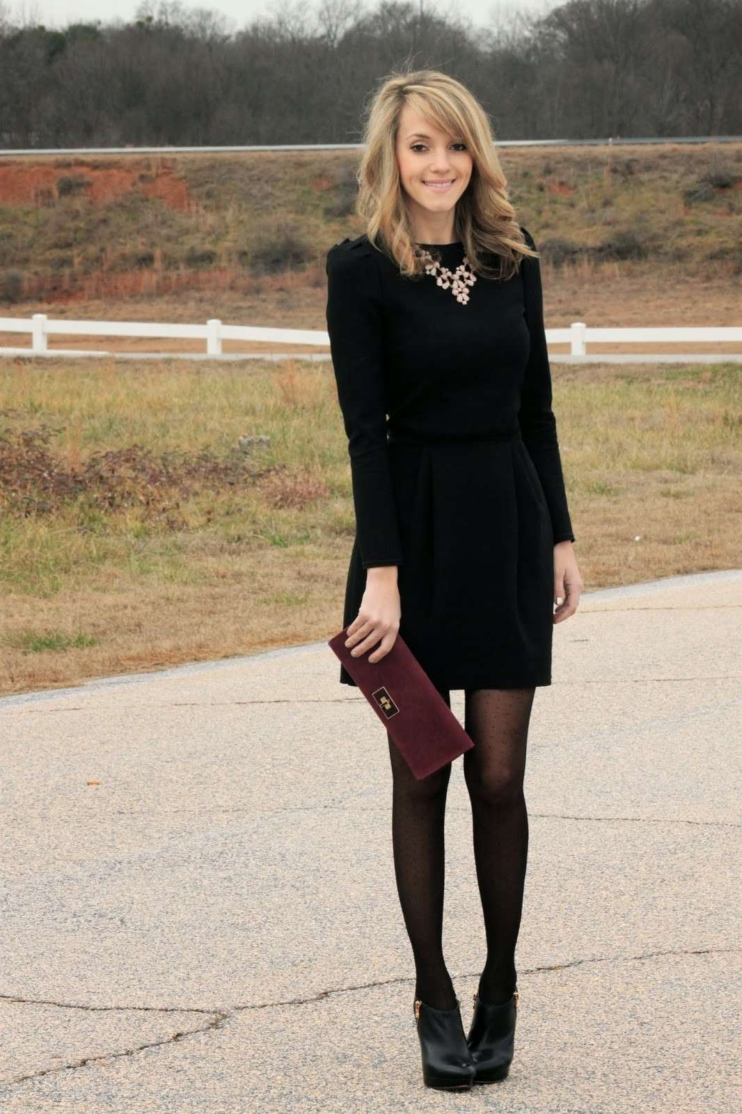 Outfit con mini dress nero
