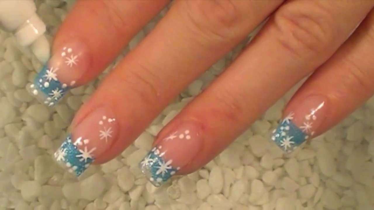 French manicure con fiocco di neve