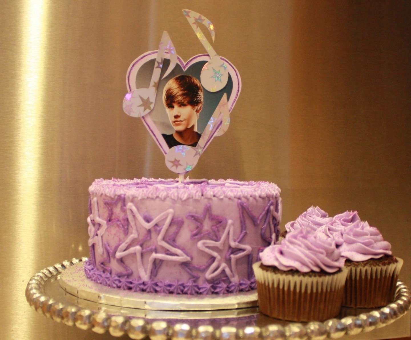 Torta e cupcake dedicati a Justin Bieber