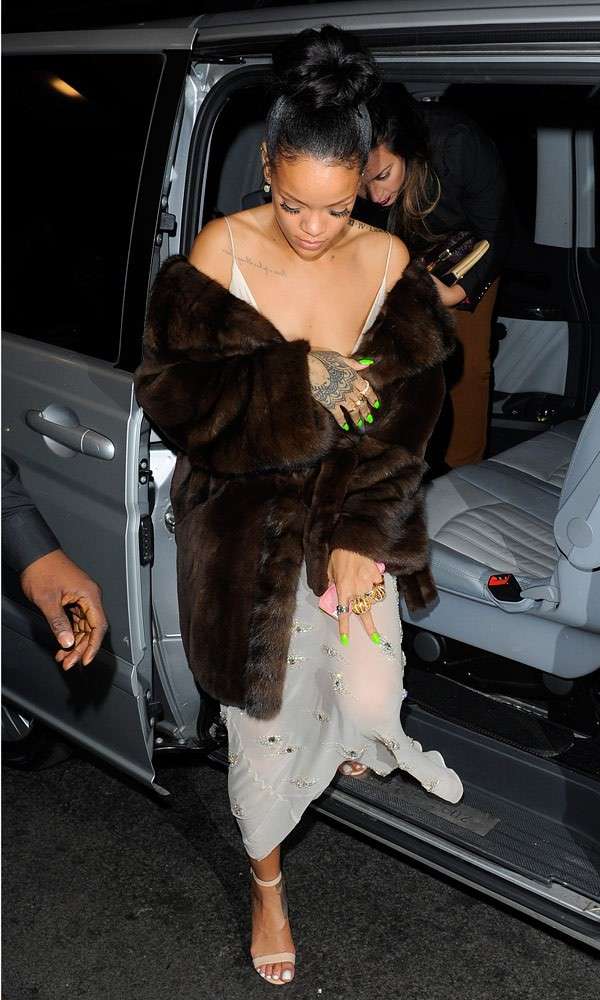 Rihanna al British Fashion Awards