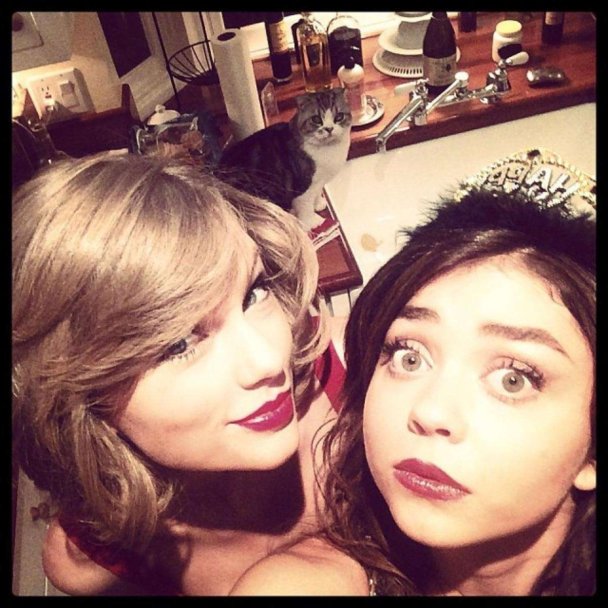 Taylor Swift e Sarah Hyland e la foto su Instagram