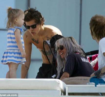 Harry Styles Spagna con Lux!