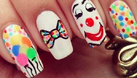 Nail art clown