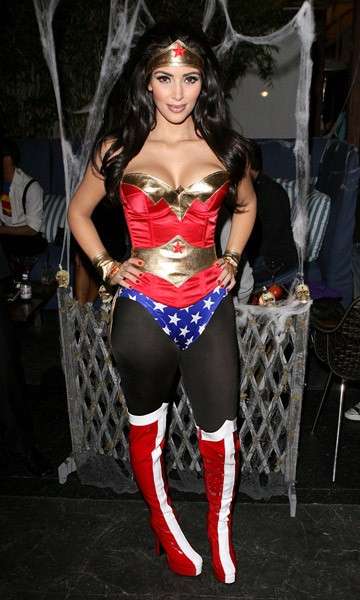 Kim Kardashian in versione Wonder Woman