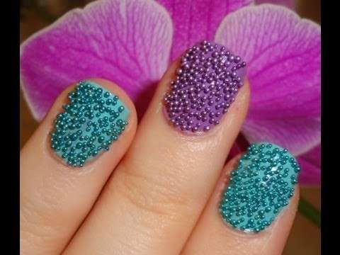 Nail art bicolor con microperle