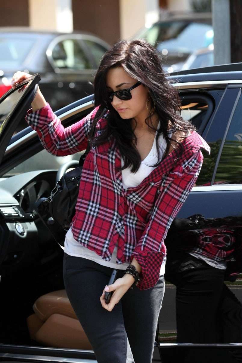 Camicia tartan di Demi Lovato