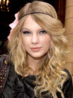 Taylor Swift hairstyle