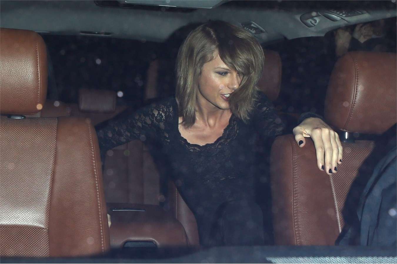 Taylor Swift sale in auto