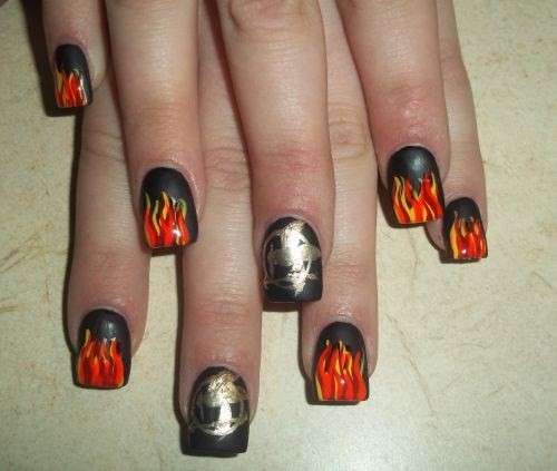 La ragazza di fuoco, la nail art