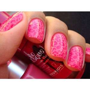 Nail art rosa animalier