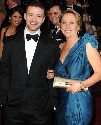 Justin Timberlake sul red carpet insieme alla mamma